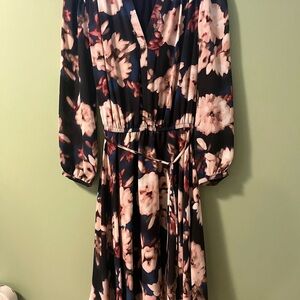 White House Black Market Navy Floral Long Sleeve Dress